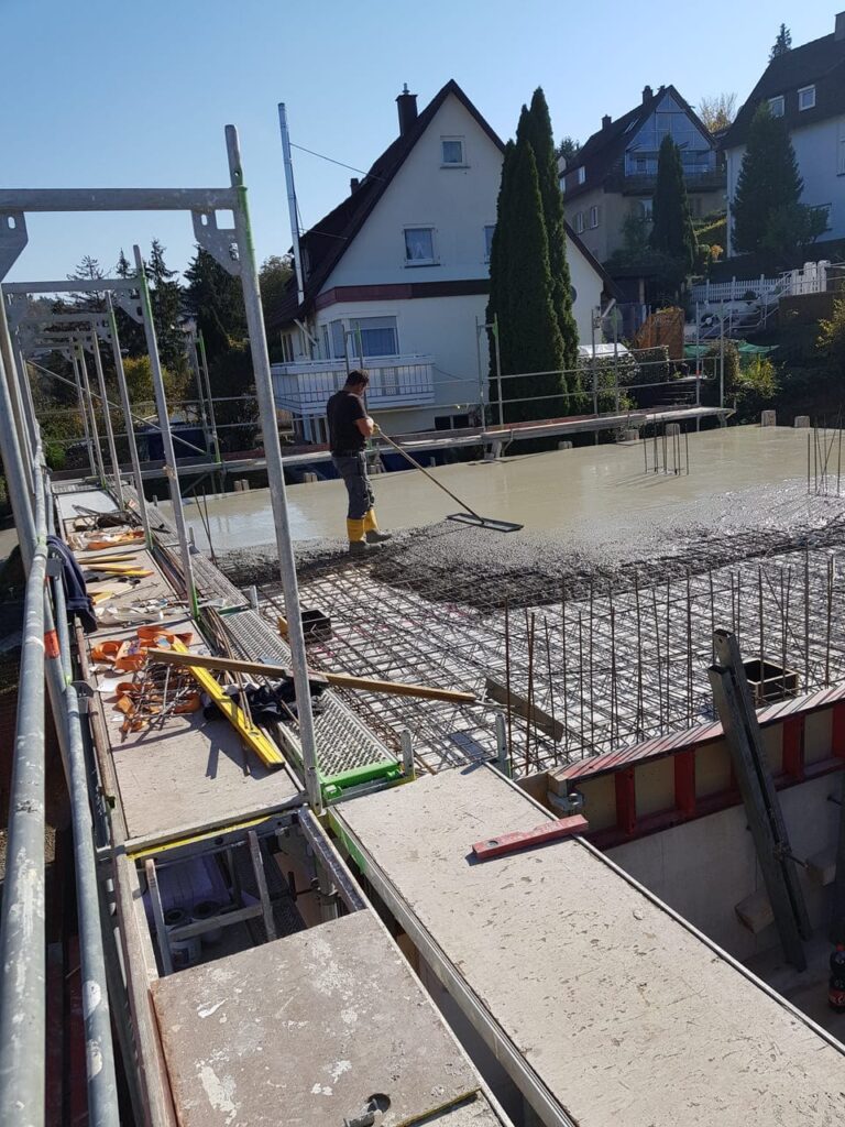 kran_gradilište_izgradnja_temelji_bager_armirani beton